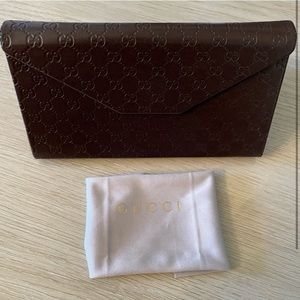 NEW - Gucci Sunglasses Case & Cleaning Cloth